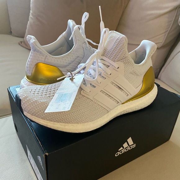 Adidas Ultraboost 4.0 DNA - Picture 1 of 4